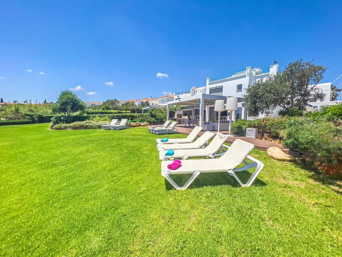 פרוטאראס Erato Seafront Luxury Villa